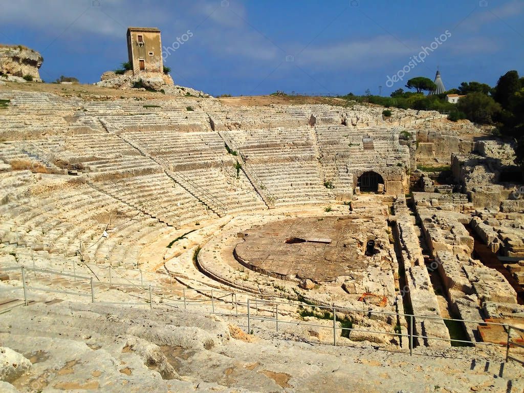 Sito archeologico siciliano con rovine antiche